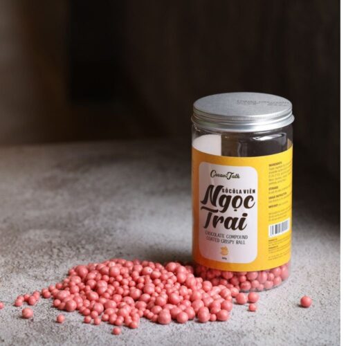 2-11.jpeg Halal Strawberry Chocolate Crispy Balls